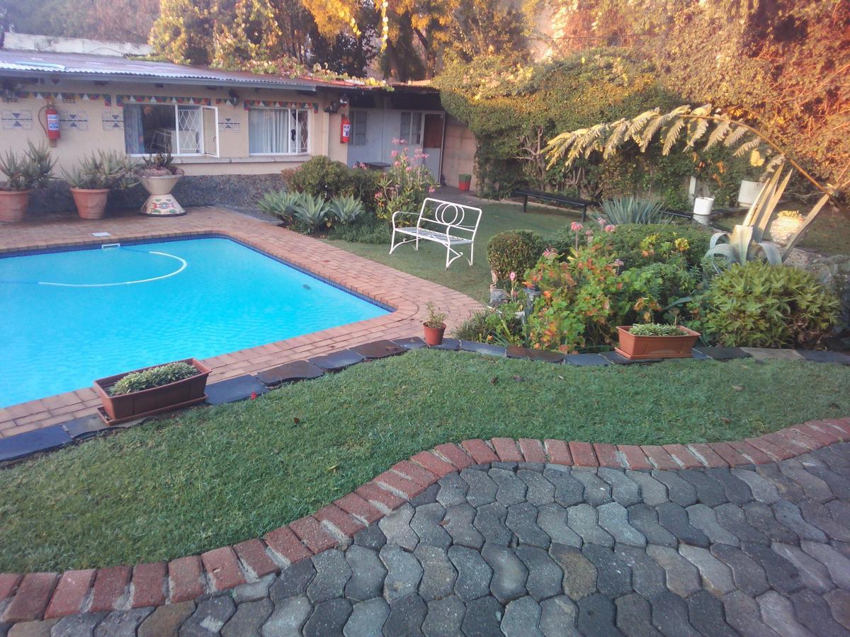 Accoustix Backpackers Hostel Johannesburg Esterno foto
